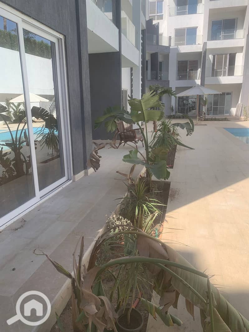 8 30ec655f-f70b-4125-a73c-4fdeb50cf0dc. jpg