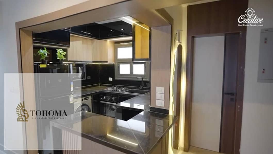 3 b3d7bd67-6f69-4220-a2cb-80b53f69fd81. jpg