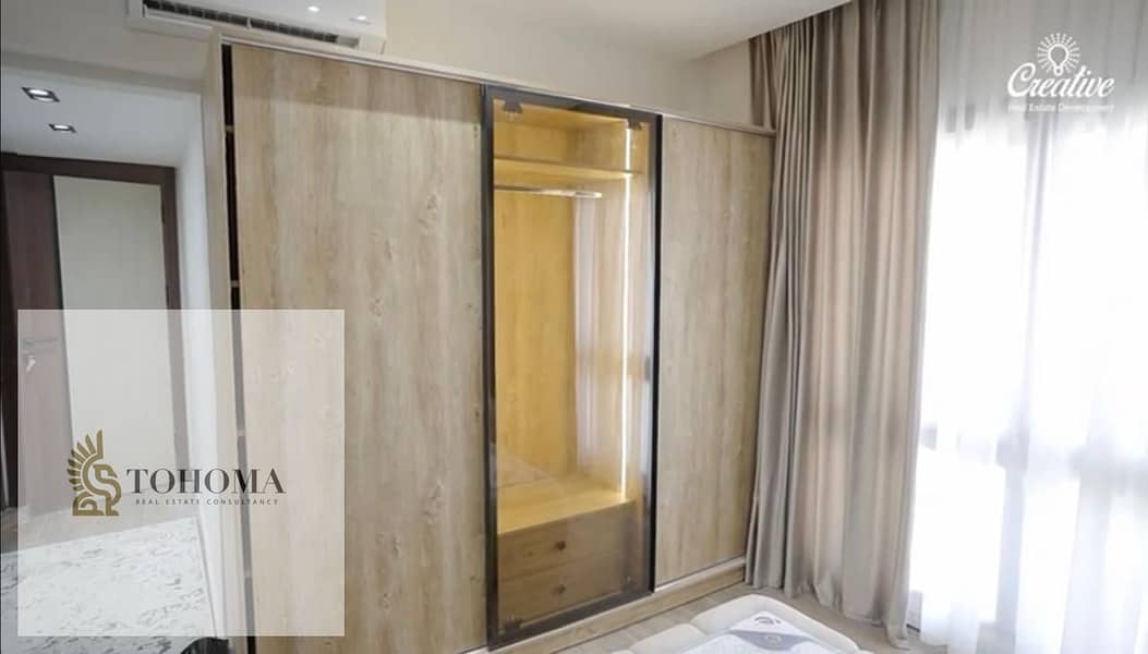 7 f2d2dd04-7669-45c7-8b80-1ad4d96cd1e0. jpg