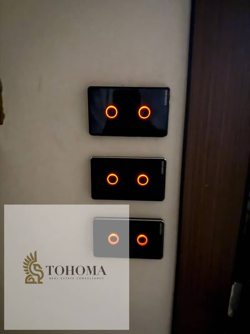 8 e5f84178-04c4-4e98-84ac-8cb8a98fc97c. jpg