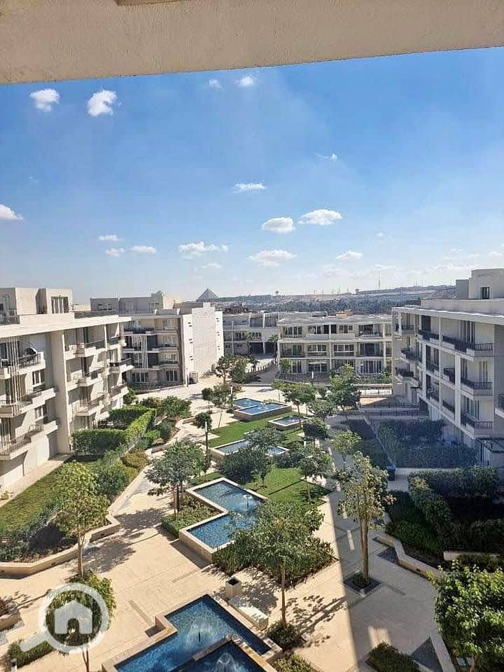 8 415975583_7108880639173433_5244373233811057109_n. jpg