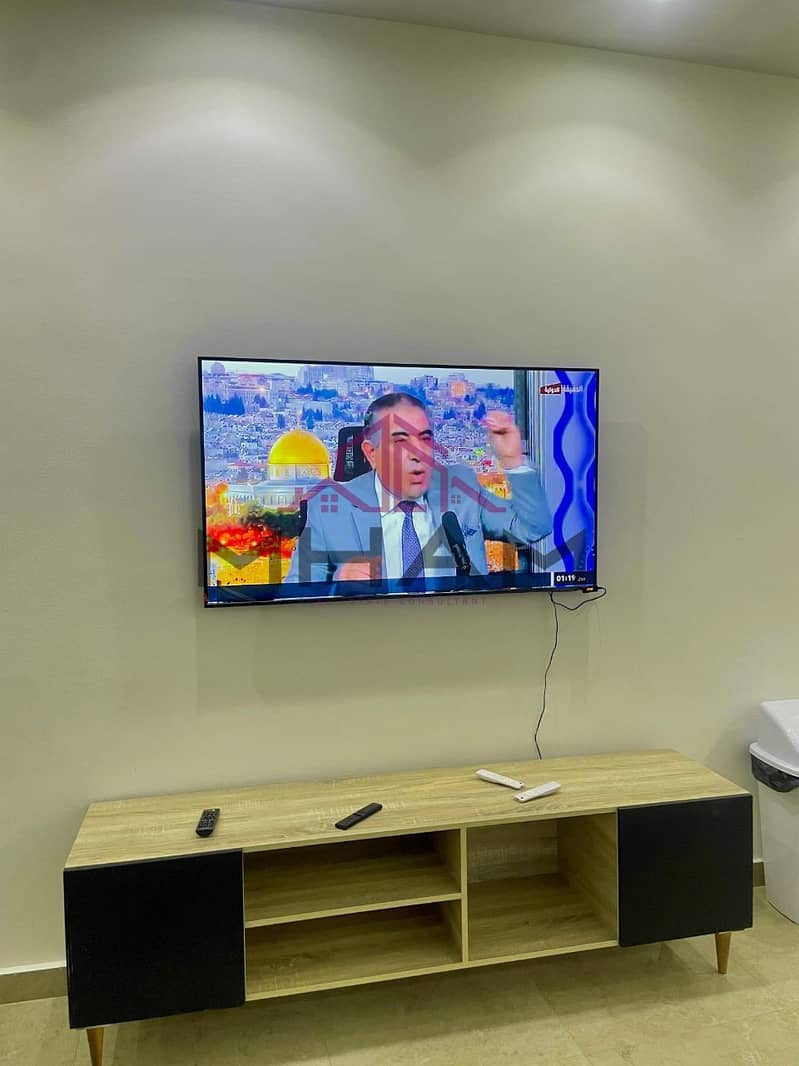 9 photo_5870985174697315653_y. jpg