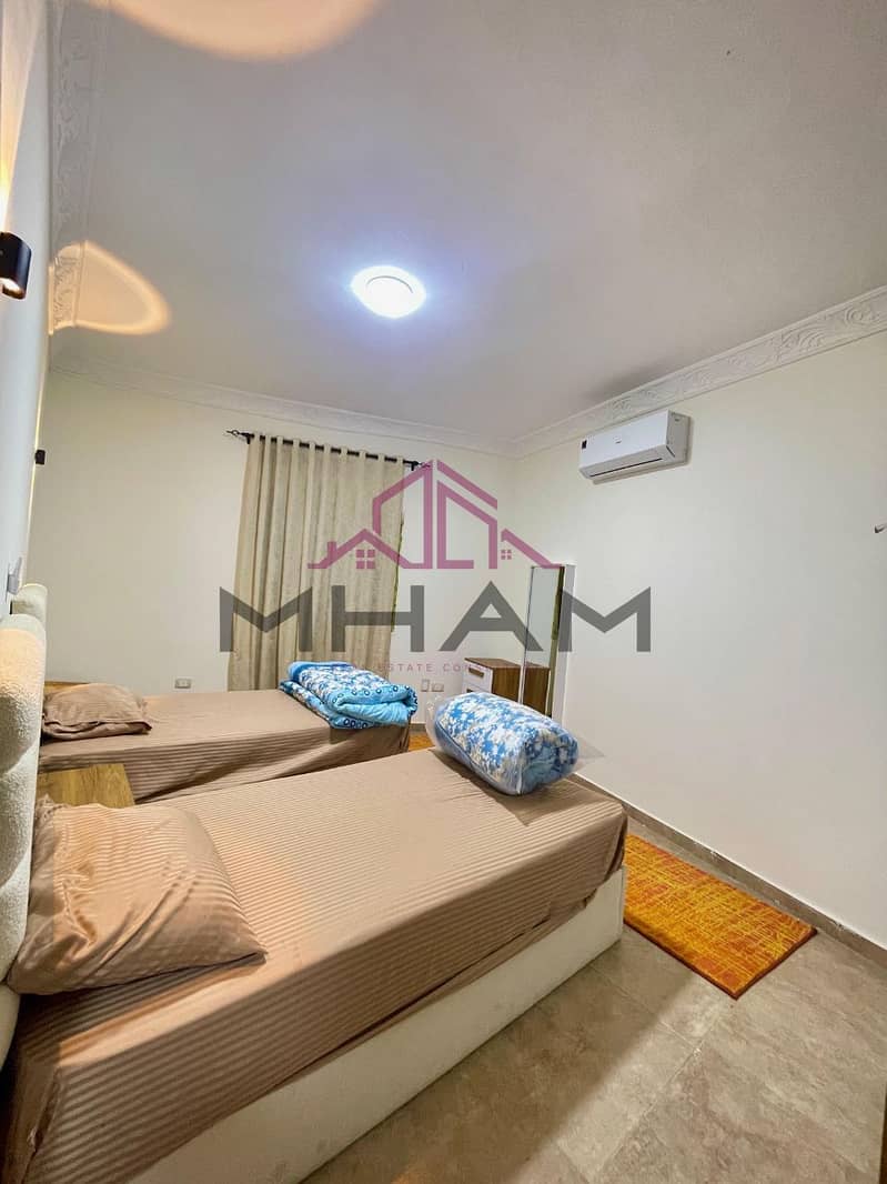 14 photo_5870985174697315658_y. jpg