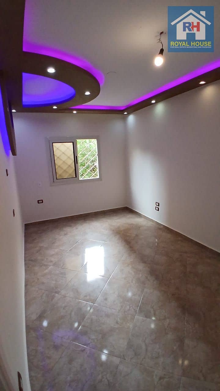 4 6f07cadd-3f44-47a0-9d38-cc60e31ddc12. jpg