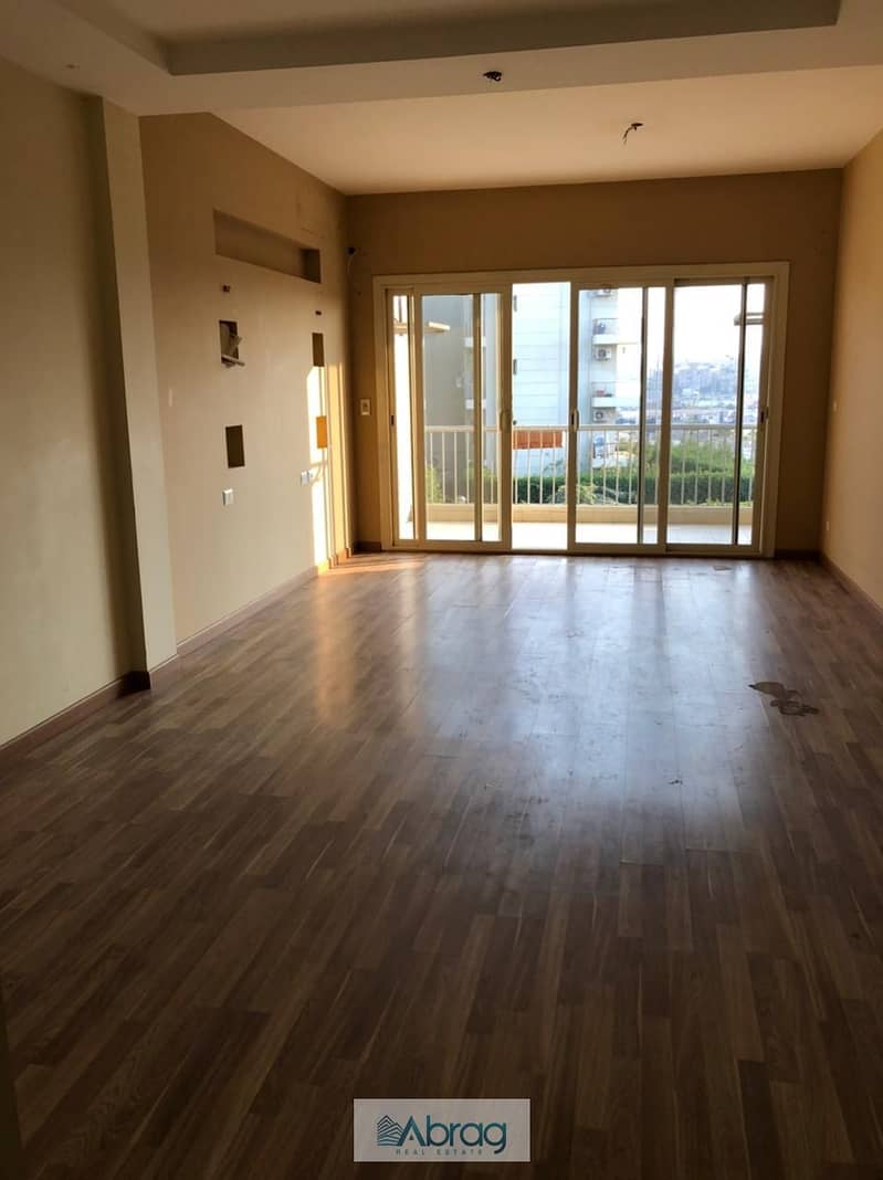 4 11e6540f-c122-4064-9346-bfc3a11254f3. jpg