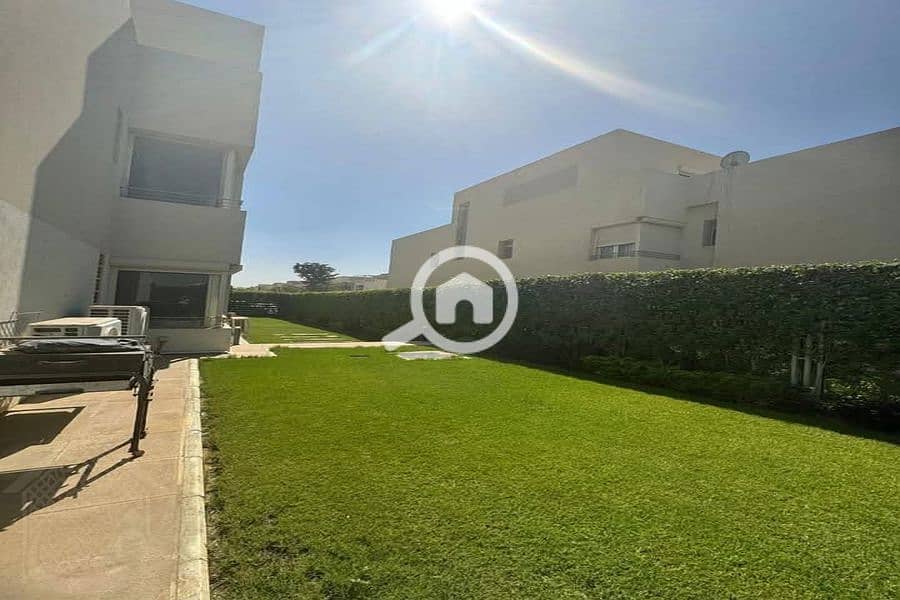 Background (3). png Background (3). png