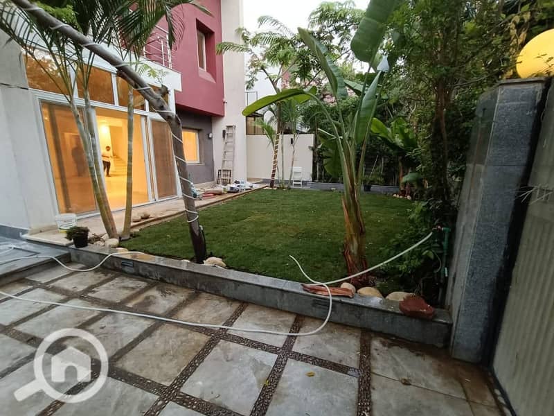 10 f0030cdd-6937-4a4c-a2ec-e34428e8a62a. jpeg