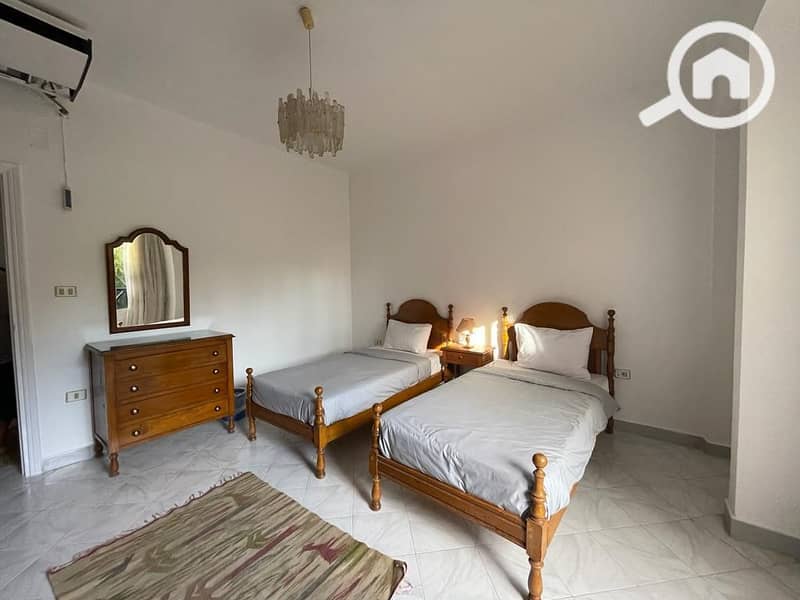 8 3de61b64-5765-4296-bca9-ad34c8d6edeb. jpg