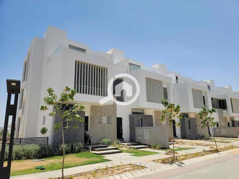 13 ee09f058-1a42-4fb7-b786-46cc306f8441. jpg