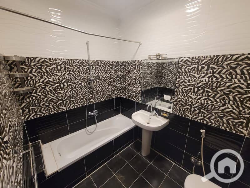 8 IMG-20251203-WA0011. jpg