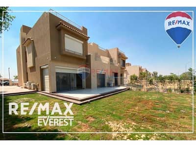 توين هاوس 5 غرف نوم للايجار في 6 أكتوبر، الجيزة - b4b9424c-22e0-450a-b8e9-552bea7c6300. jpg