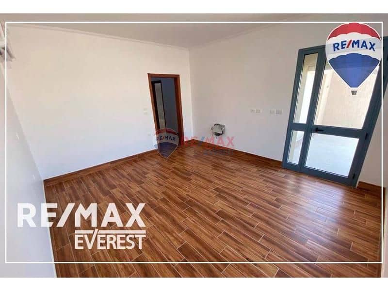 4 32acffb7-6f3b-4c85-bba4-e5dea9ae0b2f. jpg