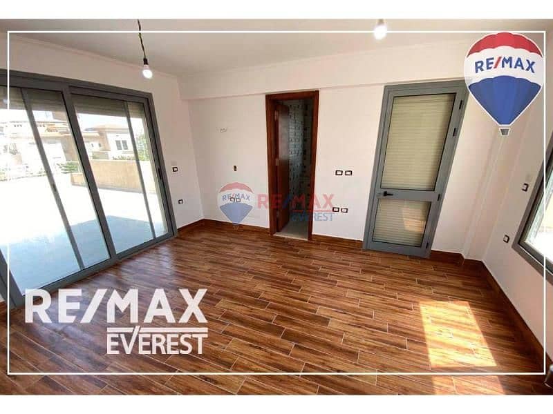 6 0678c347-7f2a-4310-9d00-efafd49bd790. jpg