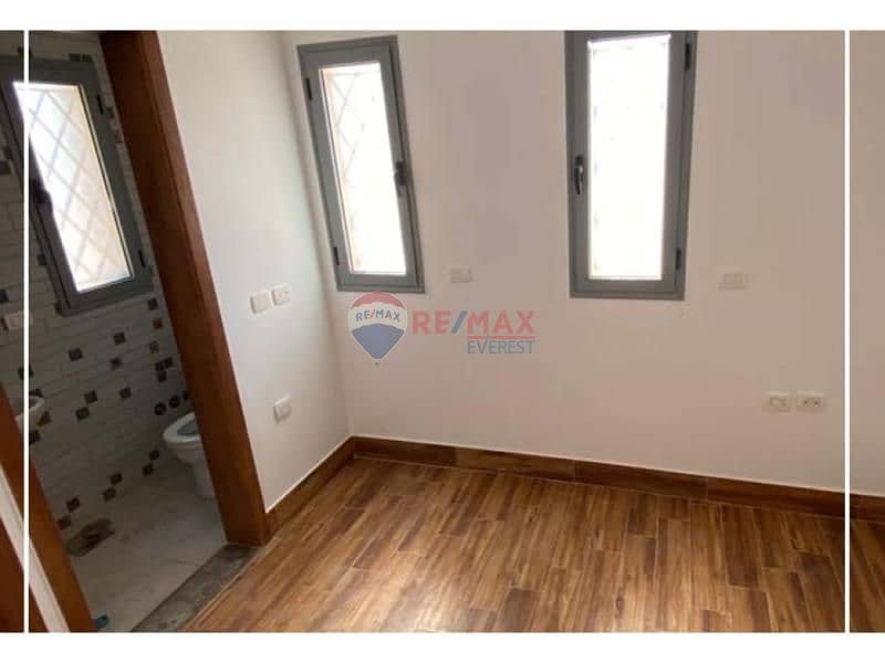 8 fa13e1cf-36a6-4f66-bc2d-048a384cce78. jpg