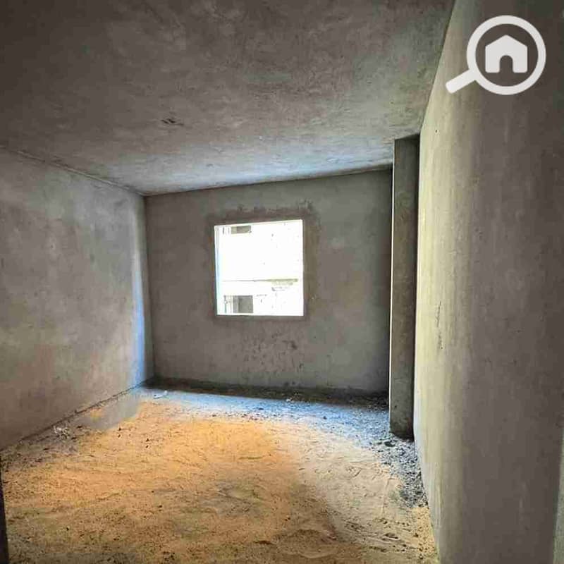 1000313679. jpg 1000313679. jpg