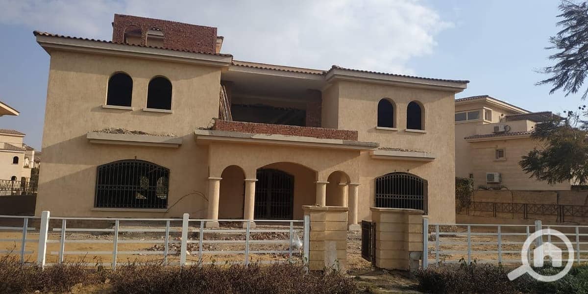 11 122432990_835647500560834_3588348424363066052_n. jpg