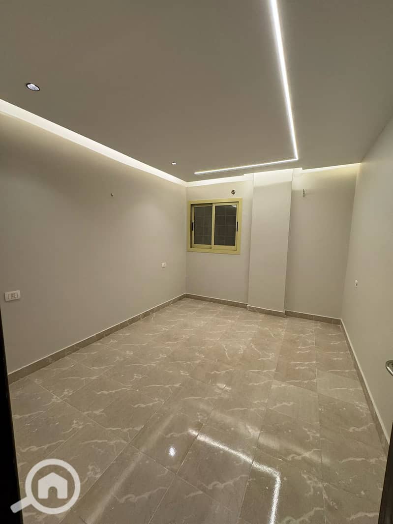 5 58cb61c4-db03-4b77-a376-c7b10cc47d09. jpg