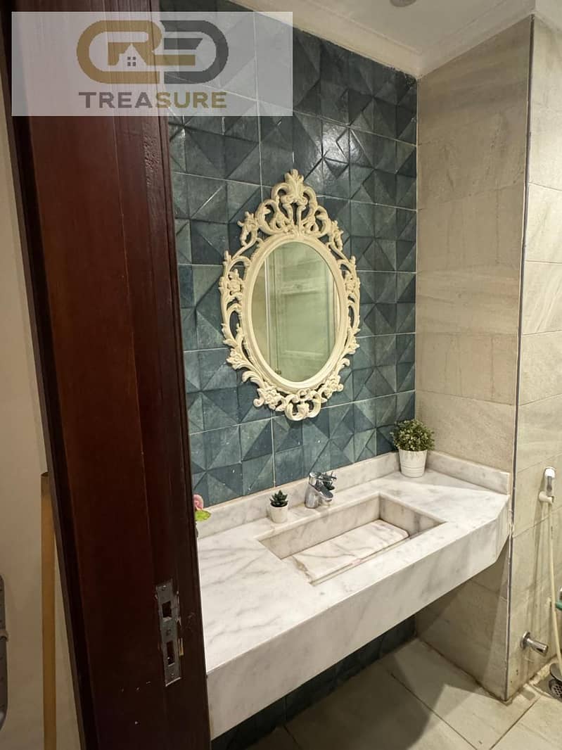 11 WhatsApp Image 2025-12-03 at 1.23. 55 PM (2). jpeg