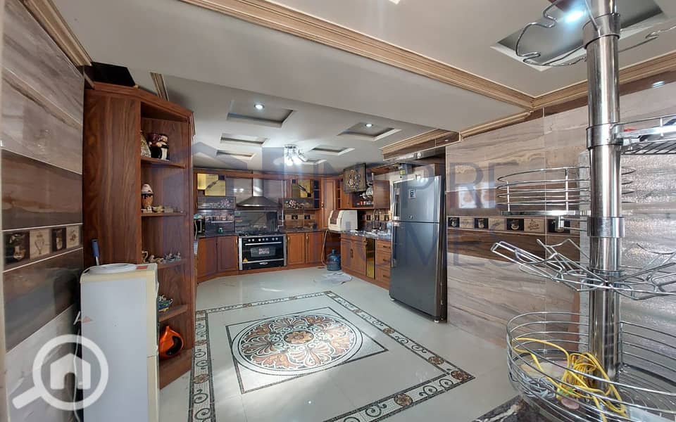 10 WhatsApp Image 2025-11-24 at 15.12. 50. jpg