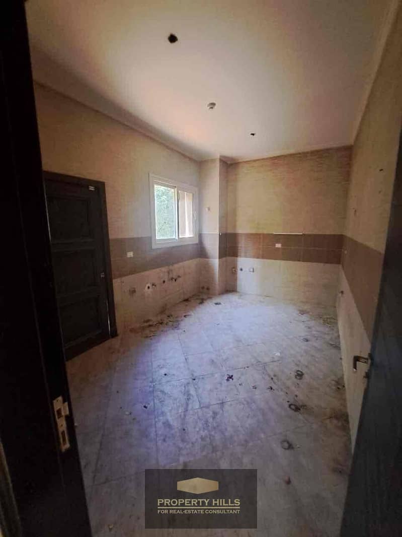 4 3af8caa9-08bf-40b1-9b79-c96968e16c51. jpg