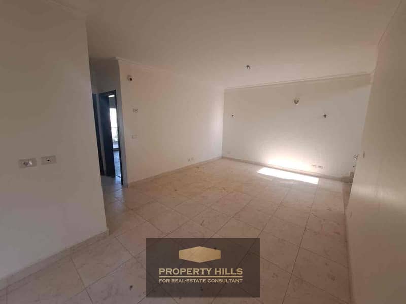 7 2def29c7-cd20-4560-b4f0-b26982f2c2f4. jpg