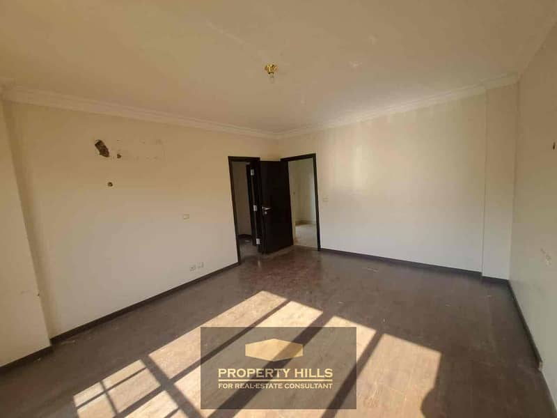 10 96968afd-a00b-444a-a6a6-507ae2b4efa1. jpg