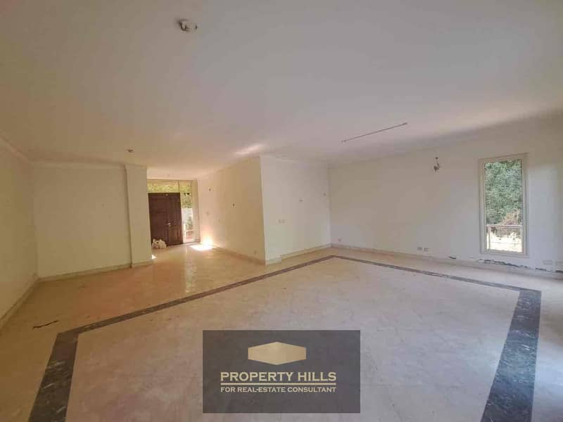 13 eae953b5-6d5f-49b2-8171-ab1a2db3682d. jpg