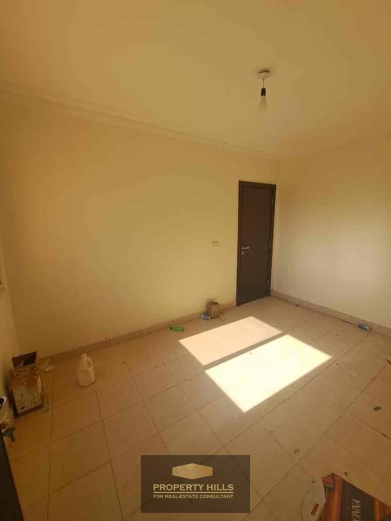 15 cdcd90c2-961f-4e7a-86de-ba5aa85ebaa7. jpg