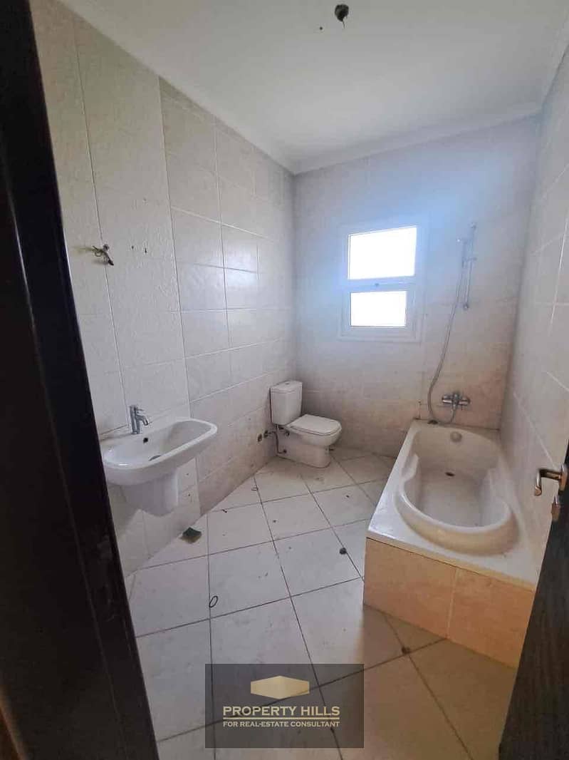 16 4aa958a8-8fb5-45cb-b62a-2a9d9be92ac2. jpg