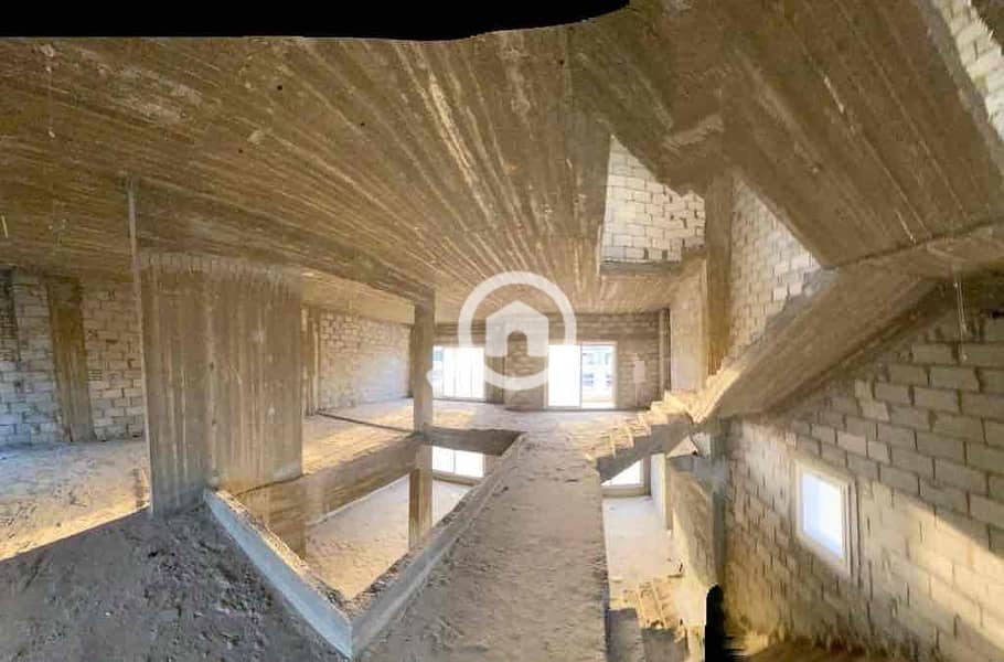 8 3f2d0db3-dc8c-4ce0-8b05-1c5f42faa647. jpg