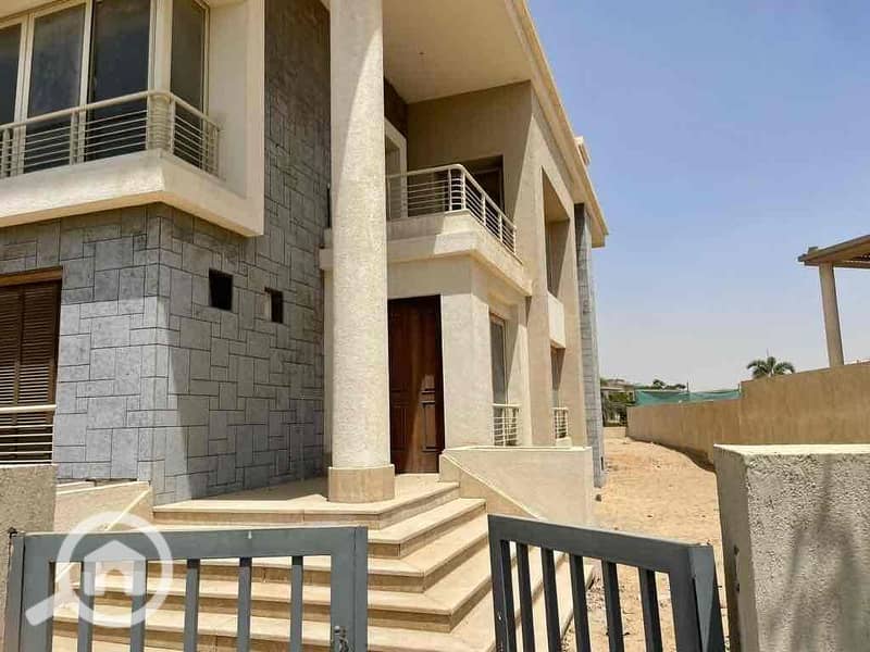 11 5246a0e3-4216-451c-a5e9-85d35735606a. jpg