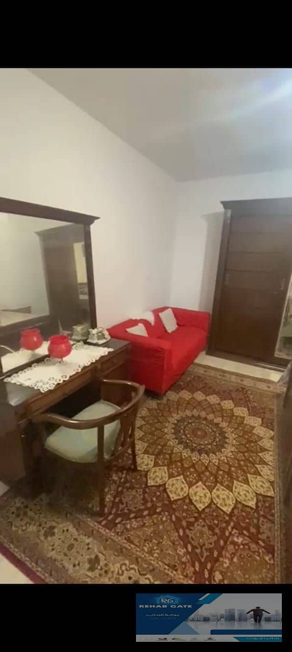 11 d15b6c47-933a-4f46-983f-e297eb62c20d. jpg