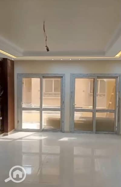 فلیٹ 3 غرف نوم للبيع في الشيخ زايد، الجيزة - 6396d624-5f61-44e5-80e1-7c39e162412b. jpeg