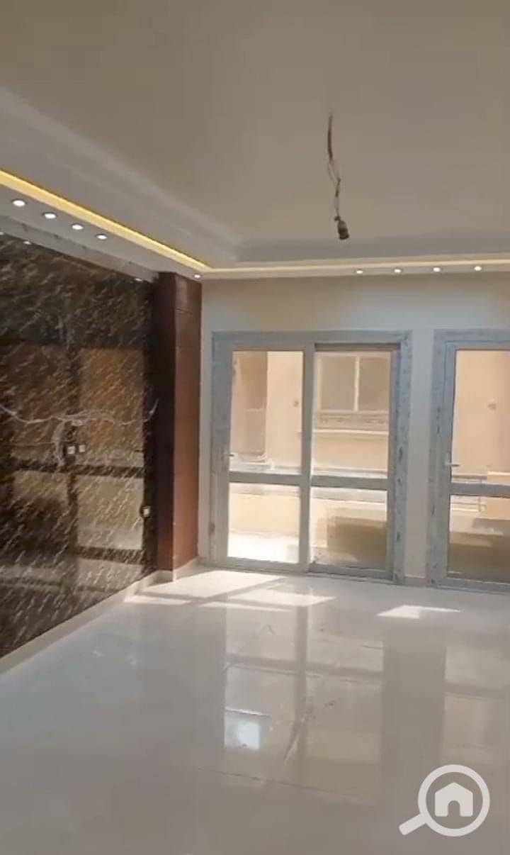 2 cc4a6084-94e5-441f-8713-683fc76d817c. jpeg