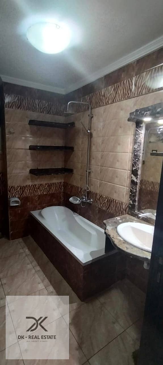 10 WhatsApp Image 2025-12-03 at 1.28. 59 PM. jpeg