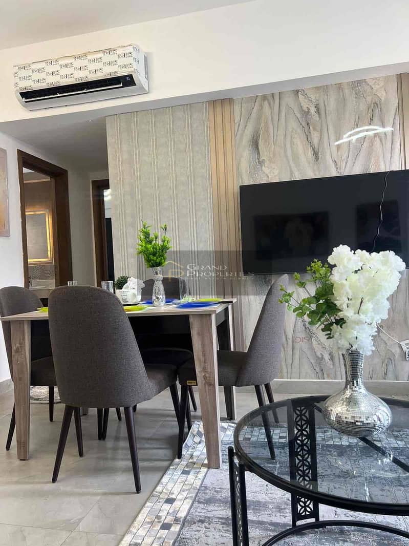 3 0fd3babc-9e1b-4709-a570-c97298e60e0a. jpg