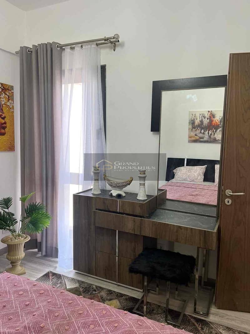 13 c1328c3b-438e-468b-9049-75a3ac24a092. jpg