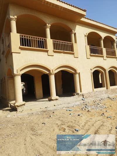 فیلا 4 غرف نوم للبيع في القاهرة الجديدة، القاهرة - WhatsApp Image 2025-12-03 at 1.46. 37 PM. jpeg