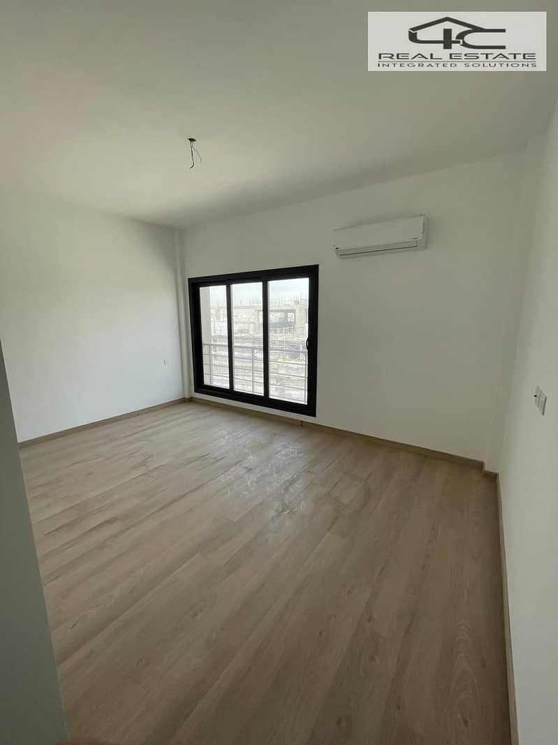 6 WhatsApp Image 2025-12-03 at 10.29. 43 AM. jpeg