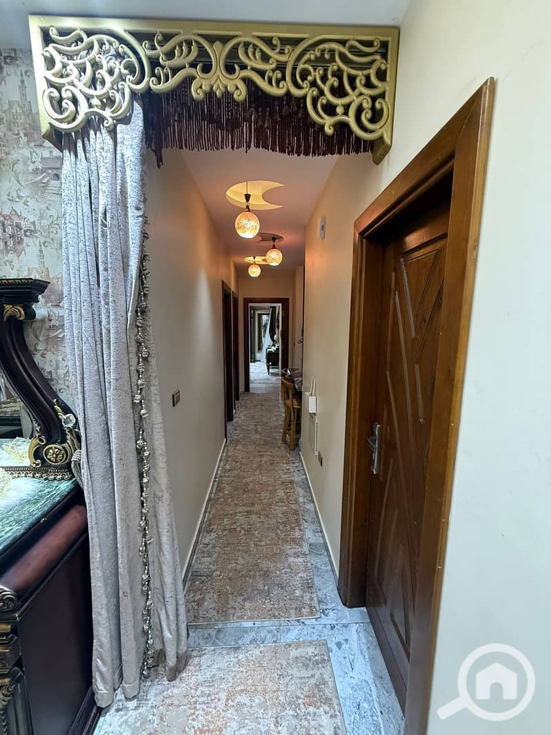 10 ae3eee38-2ea6-4f1e-8bf6-708ec938a51e. jpg