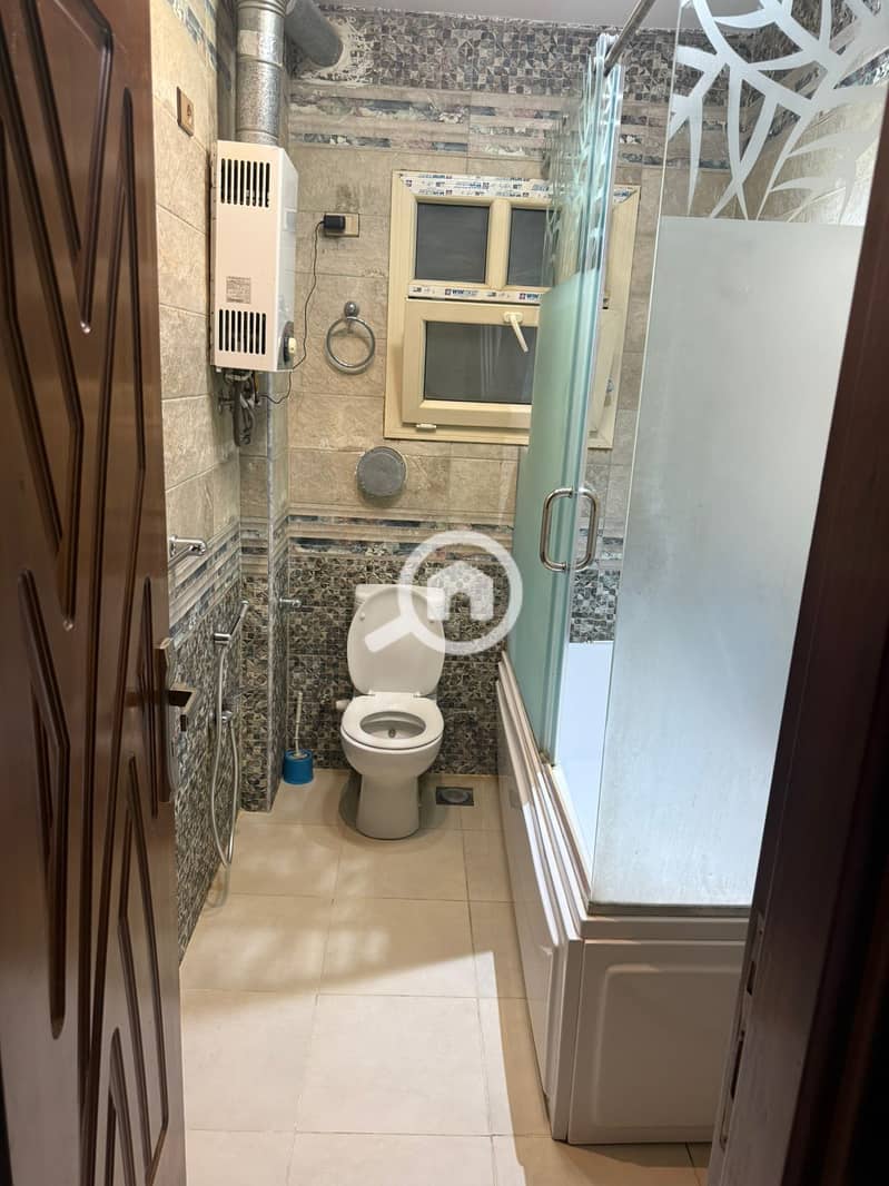 11 be3a9816-2d27-47d6-90c7-dd124018c188. jpg