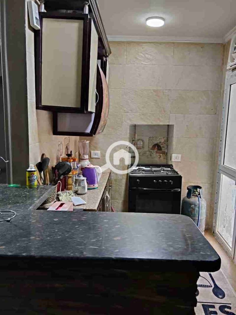 1000515782. jpg 1000515782. jpg