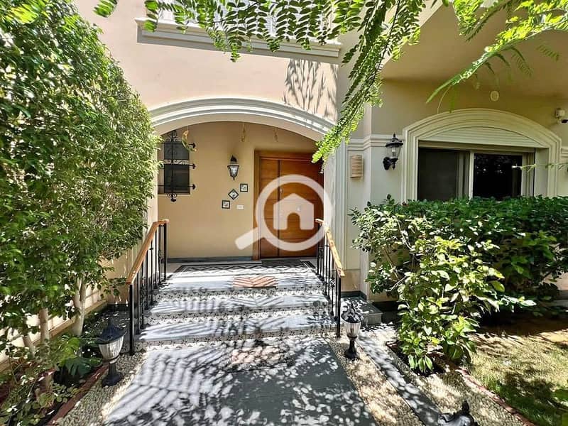 8 511681700_24730269076562786_3273599942425340058_n. jpg