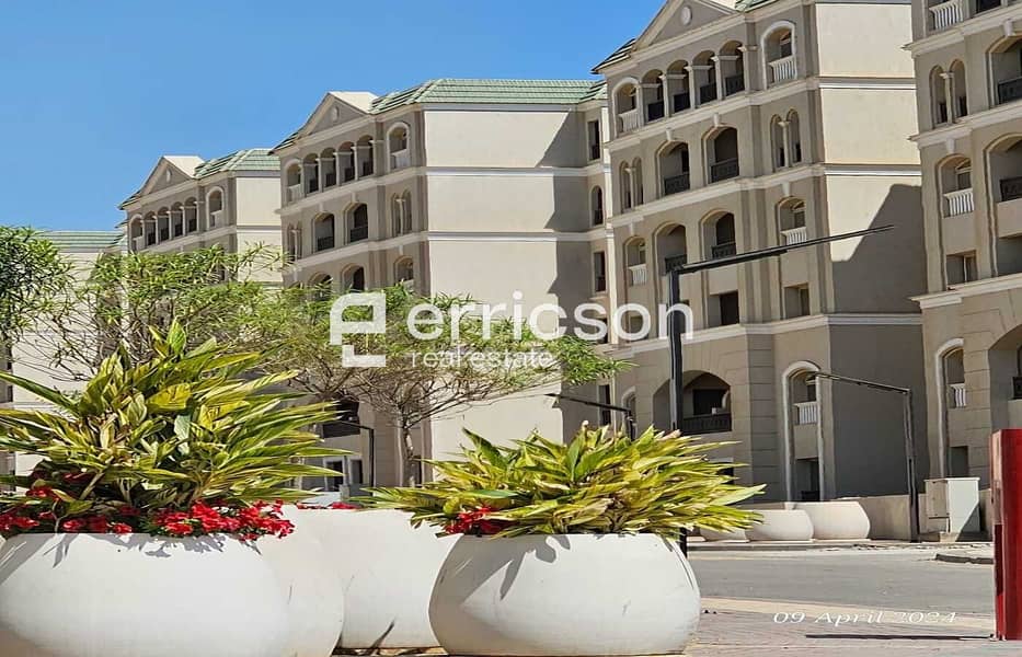 4 587002485_1390968162566429_6406830004157520376_n. jpg