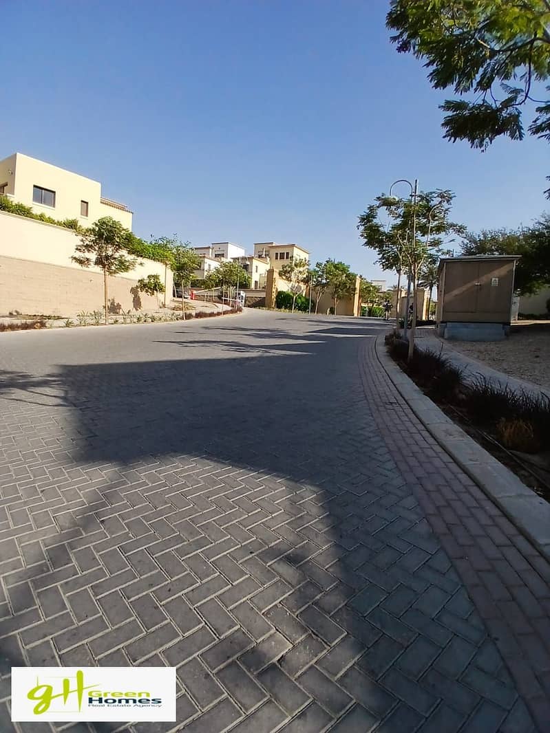 10 WhatsApp Image 2025-10-27 at 1.12. 16 PM. jpeg