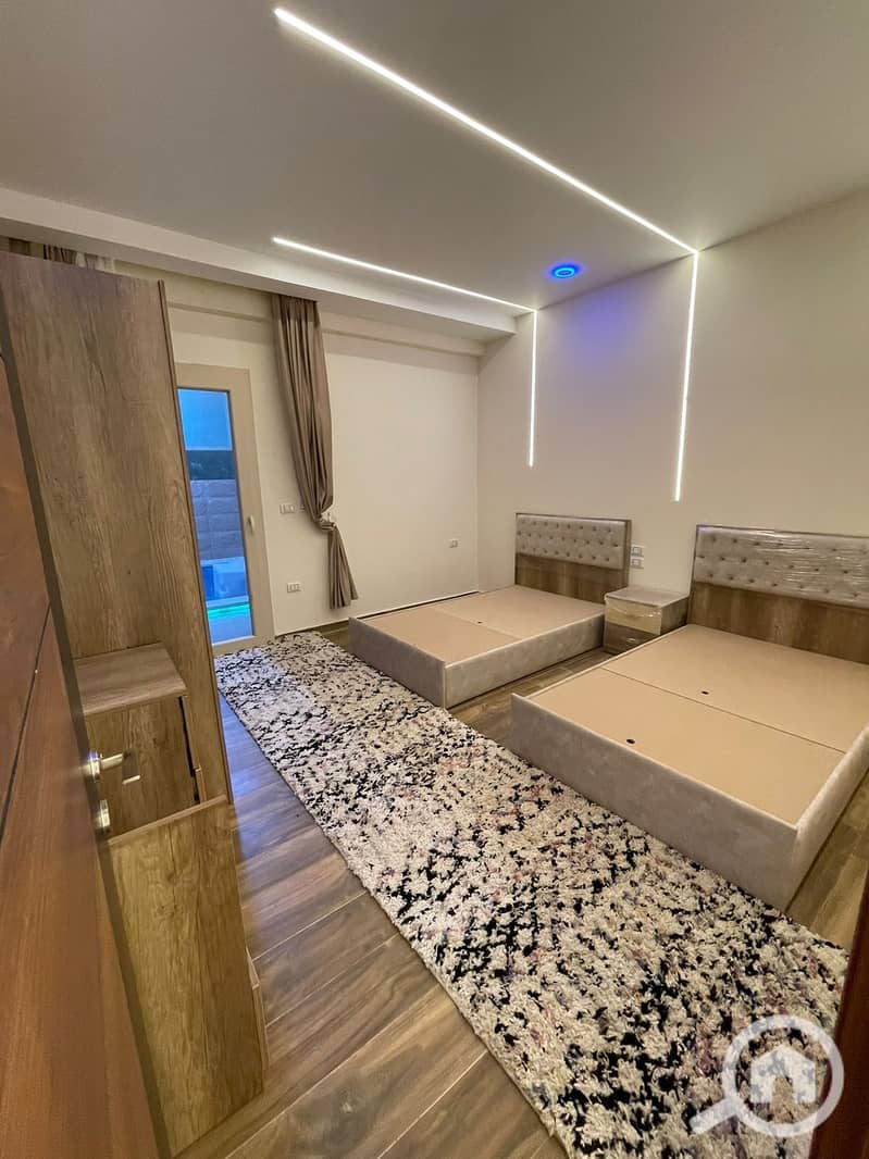 9 WhatsApp Image 2025-12-02 at 23.44. 56_9ba9866f. jpg