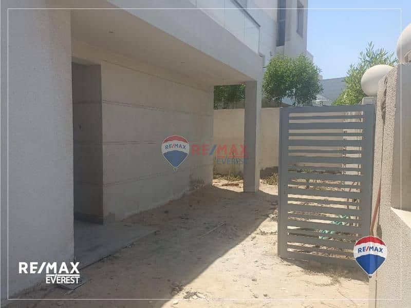 6 WhatsApp Image 2025-03-30 at 1.20. 23 AM. jpg