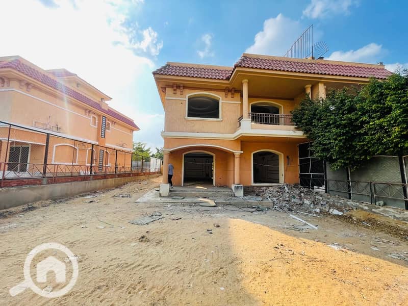 2 9efd4f93-bf4b-4d49-82e3-561adcf3936a. jpeg