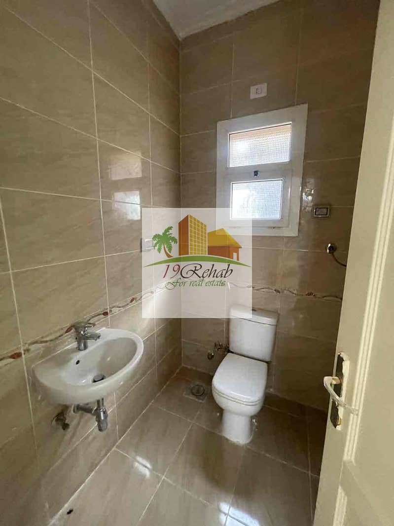 15 dca155d9-041c-4a1d-bfcd-0f5a0704a969. jpg