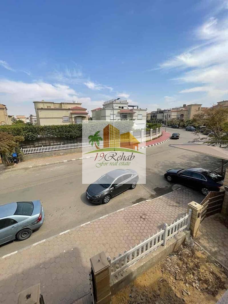 18 ea159446-0c05-48ba-854b-87087732a0f2. jpg